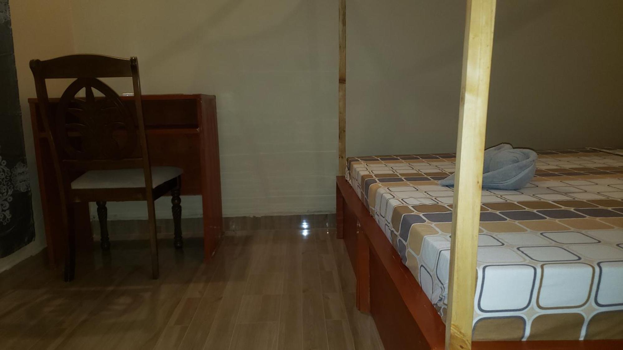 L&J Modern Backpackers Bnb Νταρ ες Σαλάμ Εξωτερικό φωτογραφία